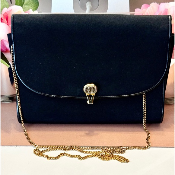 Gucci Handbags - Vintage Gucci Bag/ Clutch